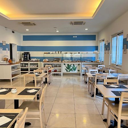Hotel Berenice Римини Экстерьер фото